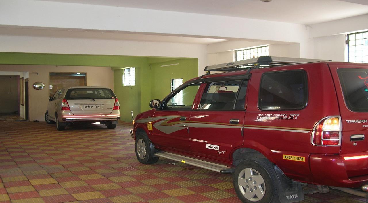 Hotel Ssb Residency Tirupati Exteriér fotografie